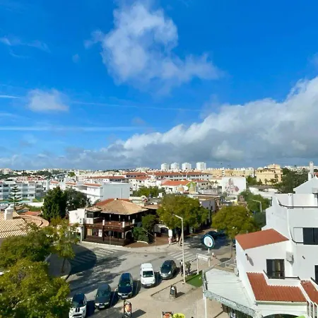 Apartment T1, Da Oura