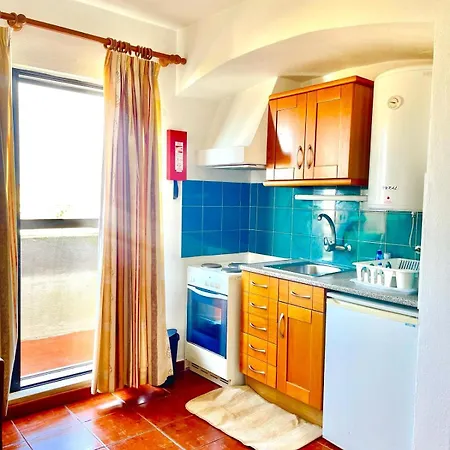 T1, Da Oura Apartment