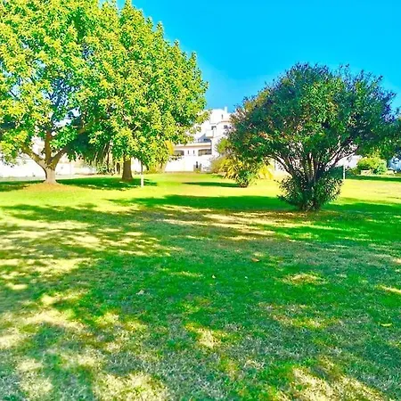 Apartment T1, Da Oura *