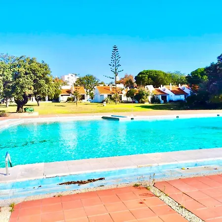 T1, Da Oura Apartment